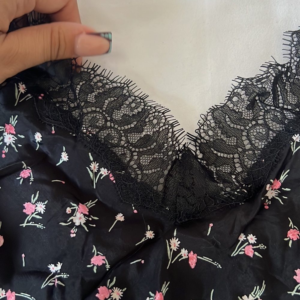 VS TOP - Picture 3 of 5
